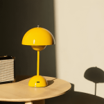 white-table_lamp